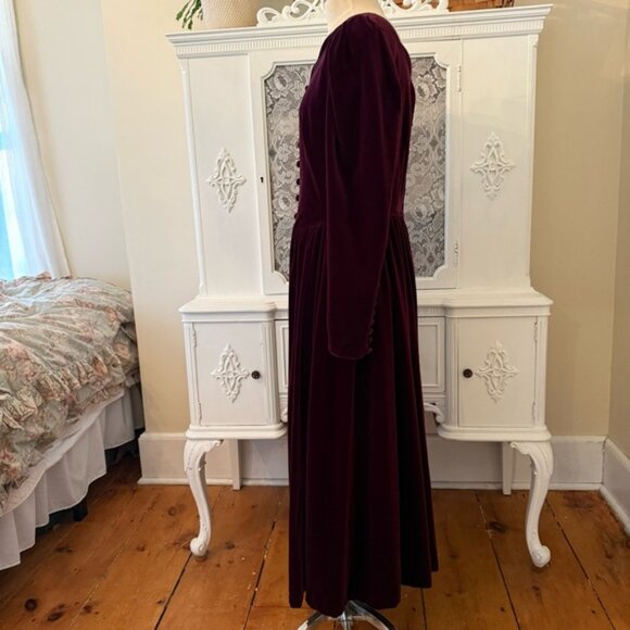 Vintage Laura Ashley Cranberry Velvet Dress - Picture 8 of 16